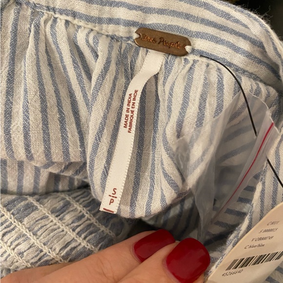 NWT Free People Pinstripe Long Sleeve Ruffle Crop Top Size: S/P MSRP:88 - Picture 3 of 11